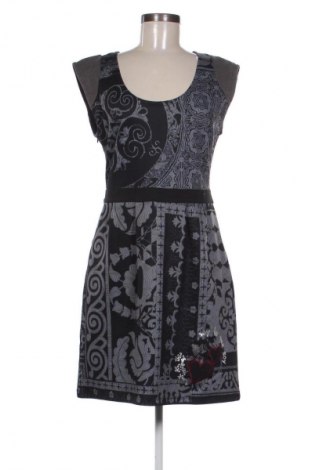 Kleid Desigual, Größe XL, Farbe Mehrfarbig, Preis € 41,94