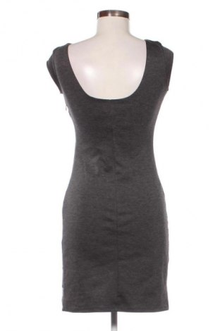 Рокля Desigual, Размер S, Цвят Многоцветен, Цена 62,99 лв.