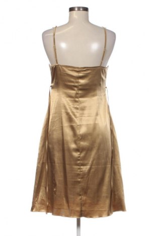 Ruha Dika, Méret L, Szín Arany
, Ár 9 600 Ft