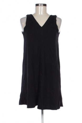 Šaty  Edited, Velikost M, Barva Černá, Cena  489,00 Kč