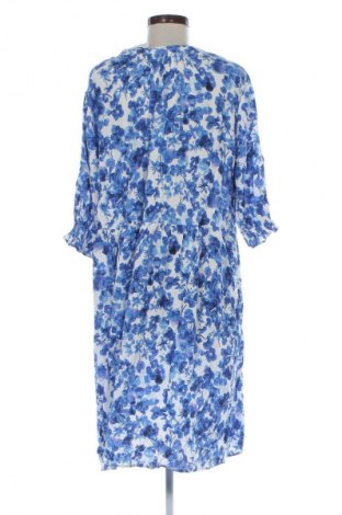 Рокля Esprit, Размер L, Цвят Многоцветен, Цена 27,99 лв.