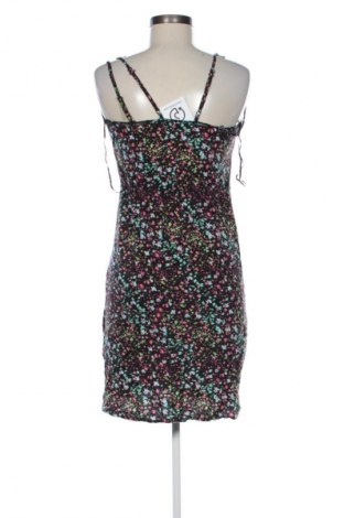 Рокля F&F, Размер XS, Цвят Многоцветен, Цена 39,14 лв.