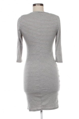 Рокля Fb Sister, Размер S, Цвят Многоцветен, Цена 39,10 лв.