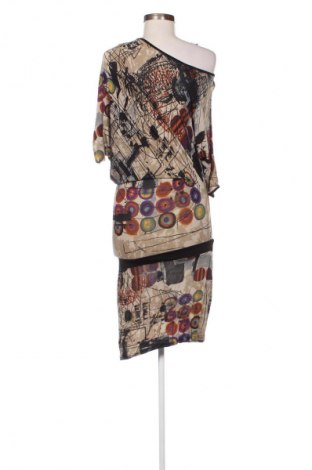 Sukienka Fiona C., Rozmiar XS, Kolor Kolorowy, Cena 89,66 zł
