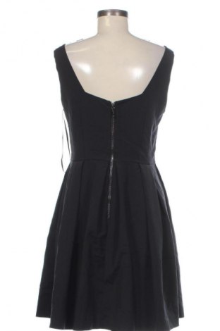 Sukienka French Connection, Rozmiar L, Kolor Czarny, Cena 138,99 zł