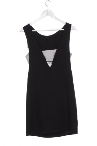 Рокля Gaudi, Размер M, Цвят Черен, Цена 221,35 лв.