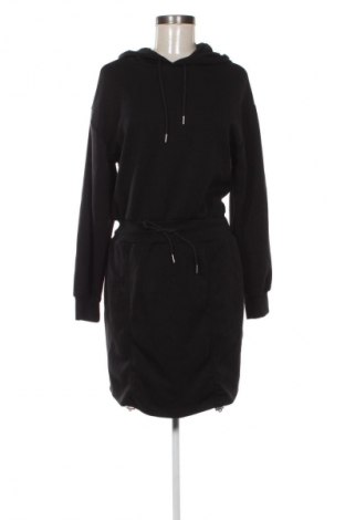 Kleid Giorgia, Größe M, Farbe Schwarz, Preis 15,99 €