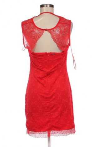 Ruha Guess, Méret M, Szín Piros, Ár 20 600 Ft