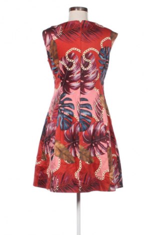 Φόρεμα Guess, Μέγεθος M, Χρώμα Πολύχρωμο, Τιμή 45,99 €