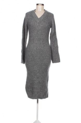 Kleid H&M, Größe M, Farbe Grau, Preis 18,99 €