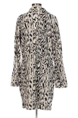Рокля H&M, Размер XL, Цвят Многоцветен, Цена 18,99 лв.