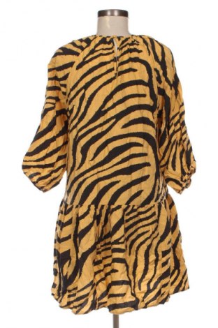 Рокля H&M, Размер XS, Цвят Многоцветен, Цена 39,14 лв.