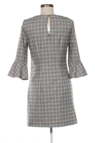 Рокля H&M, Размер S, Цвят Многоцветен, Цена 39,10 лв.