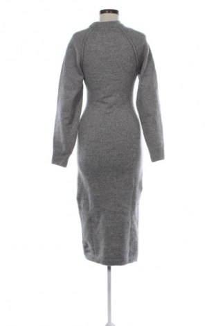 Šaty  H&M, Veľkosť S, Farba Sivá, Cena  17,95 €