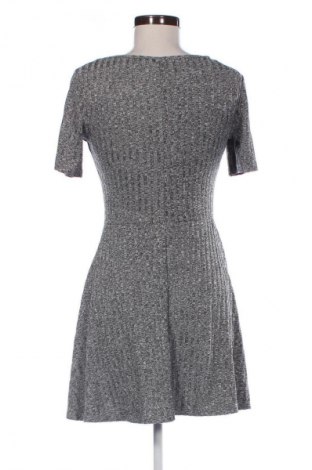 Šaty  H&M Divided, Veľkosť S, Farba Viacfarebná, Cena  4,95 €