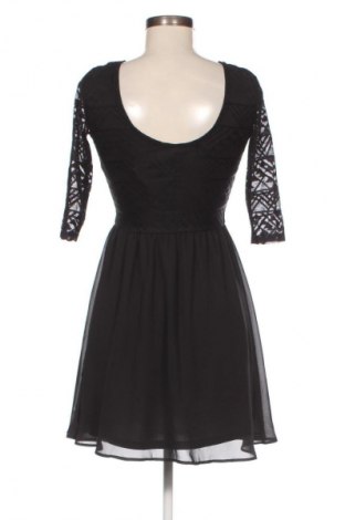 Рокля H&M Divided, Размер M, Цвят Черен, Цена 39,00 лв.