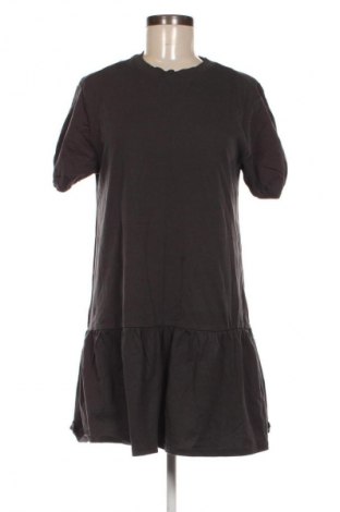 Šaty  H&M Divided, Velikost XS, Barva Šedá, Cena  399,00 Kč