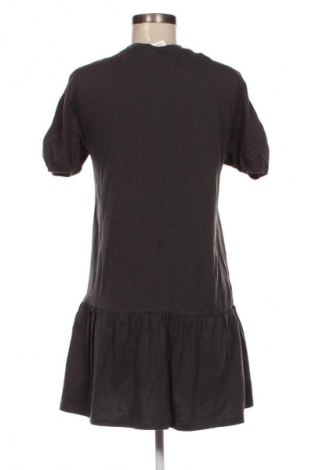 Šaty  H&M Divided, Velikost XS, Barva Šedá, Cena  399,00 Kč