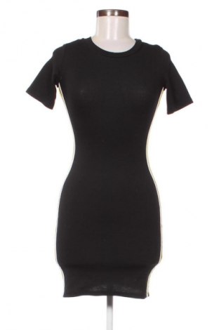 Рокля H&M Divided, Размер XS, Цвят Многоцветен, Цена 39,14 лв.