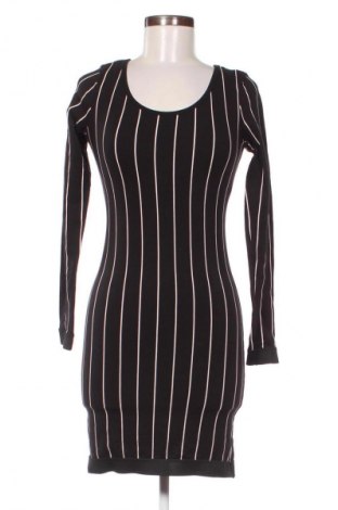 Рокля H&M Divided, Размер S, Цвят Многоцветен, Цена 39,14 лв.