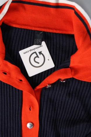 Ruha Hechter, Méret M, Szín Sokszínű, Ár 47 839 Ft