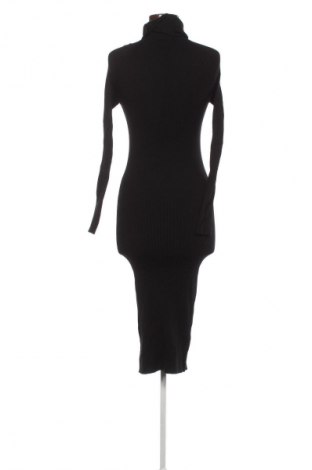 Kleid In April 1986, Größe M, Farbe Schwarz, Preis € 29,99