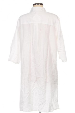 Рокля Lascana, Размер M, Цвят Екрю, Цена 109,99 лв.