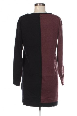 Ruha Laura Scott, Méret M, Szín Sokszínű, Ár 9 569 Ft