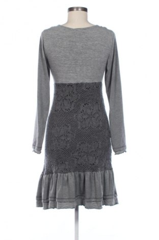 Ruha Linea Tesini, Méret M, Szín Szürke, Ár 6 569 Ft