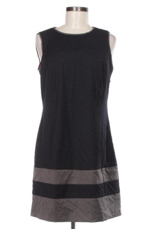 Рокля Lion Of Porches, Размер L, Цвят Многоцветен, Цена 34,99 лв.