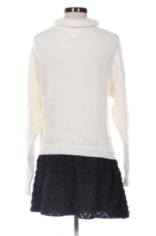 Kleid Luzabelle, Größe M, Farbe Mehrfarbig, Preis € 15,99