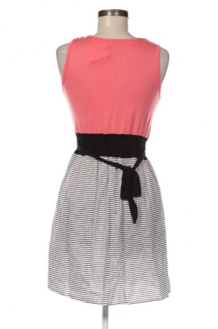 Rochie Metrofive, Mărime M, Culoare Multicolor, Preț 81,55 Lei