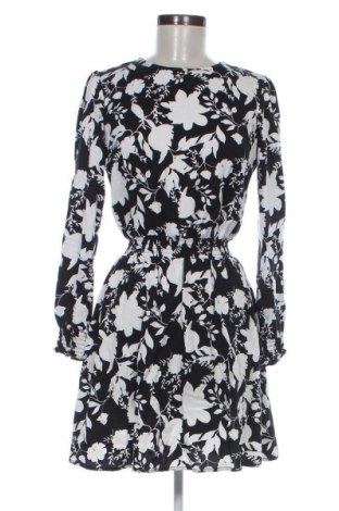 Рокля Mohito, Размер XXS, Цвят Многоцветен, Цена 23,99 лв.