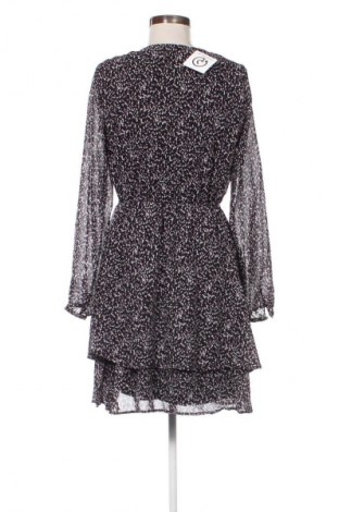 Рокля Mohito, Размер M, Цвят Многоцветен, Цена 45,06 лв.