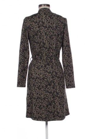 Рокля Mohito, Размер S, Цвят Многоцветен, Цена 55,99 лв.