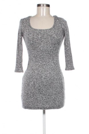 Kleid Monteau, Größe M, Farbe Mehrfarbig, Preis 20,00 €