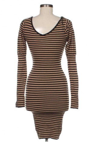 Ruha Motivi, Méret S, Szín Sokszínű, Ár 3 429 Ft