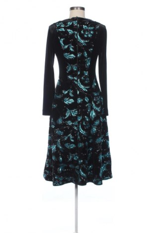 Šaty  Nissa, Velikost M, Barva Vícebarevné, Cena  2 038,00 Kč