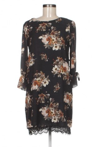 Рокля Nuna Lie, Размер M, Цвят Многоцветен, Цена 70,13 лв.