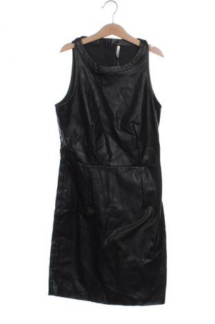 Рокля ONLY, Размер XS, Цвят Черен, Цена 27,37 лв.