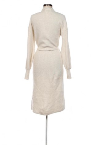 Sukienka ONLY, Rozmiar M, Kolor Beżowy, Cena 79,99 zł