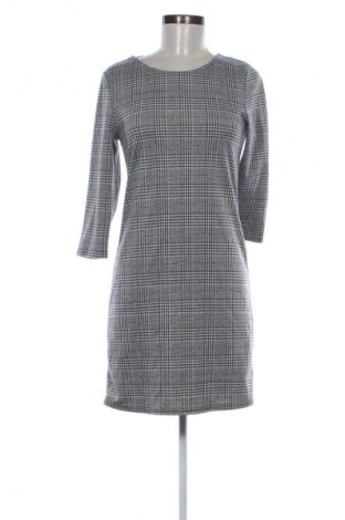 Рокля ONLY, Размер S, Цвят Многоцветен, Цена 26,98 лв.