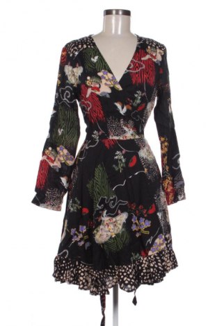 Рокля Peace + Love, Размер L, Цвят Многоцветен, Цена 109,99 лв.