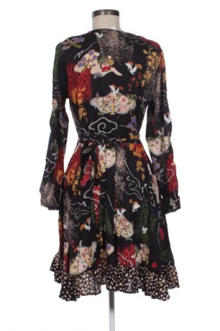 Рокля Peace + Love, Размер L, Цвят Многоцветен, Цена 109,99 лв.