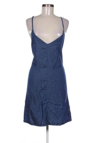 Šaty  Pepe Jeans, Veľkosť M, Farba Modrá, Cena  95,65 €