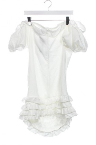 Kleid Pretty Little Thing, Größe XL, Farbe Weiß, Preis € 47,57