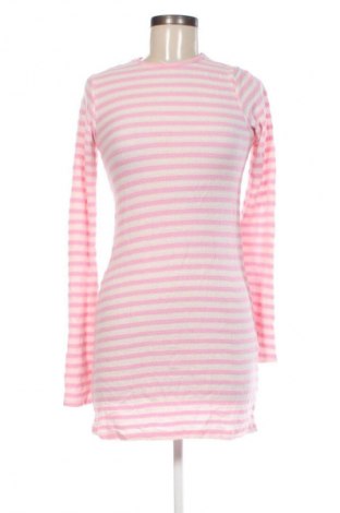 Sukienka Pretty Little Thing, Rozmiar XXS, Kolor Kolorowy, Cena 89,99 zł