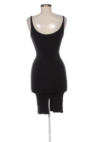 Φόρεμα Pull&Bear, Μέγεθος S, Χρώμα Μαύρο, Τιμή 19,95 €