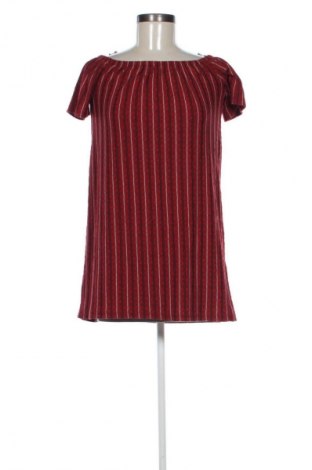 Рокля Pull&Bear, Размер S, Цвят Многоцветен, Цена 39,14 лв.