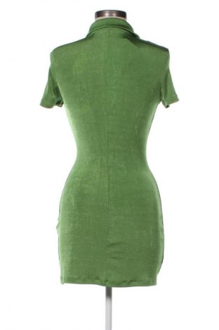 Φόρεμα Pull&Bear, Μέγεθος S, Χρώμα Πράσινο, Τιμή 25,00 €